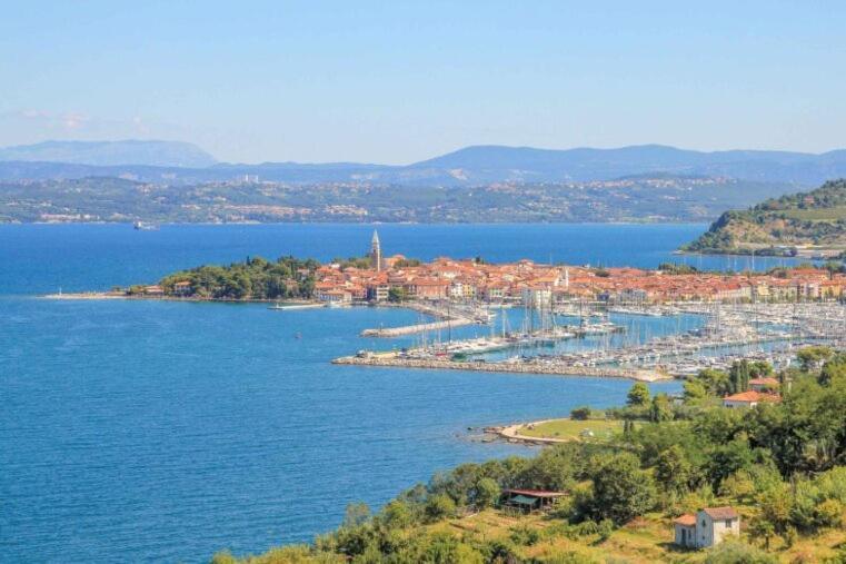 Lavanda Apartment Izola Eksteriør billede